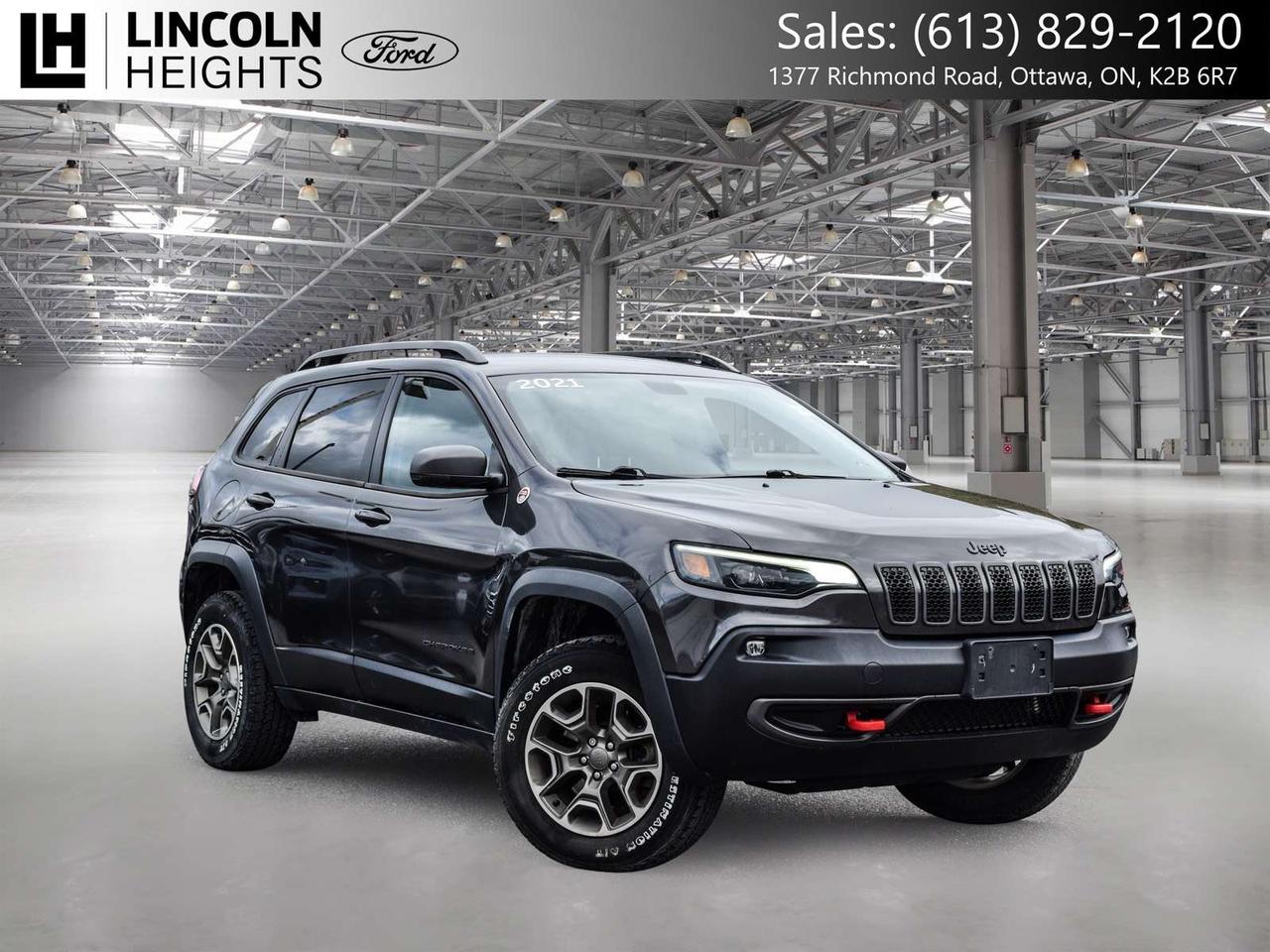 2021 Jeep Cherokee Trailhawk Photo5