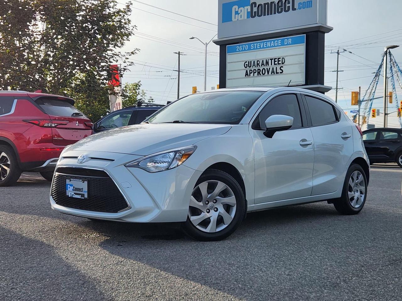 2020 Toyota Yaris Base 5dr Hatchback Photo0