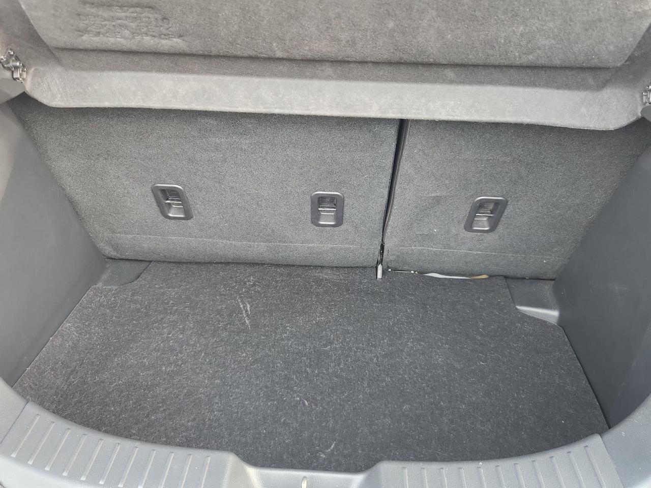 2020 Toyota Yaris Base 5dr Hatchback Photo