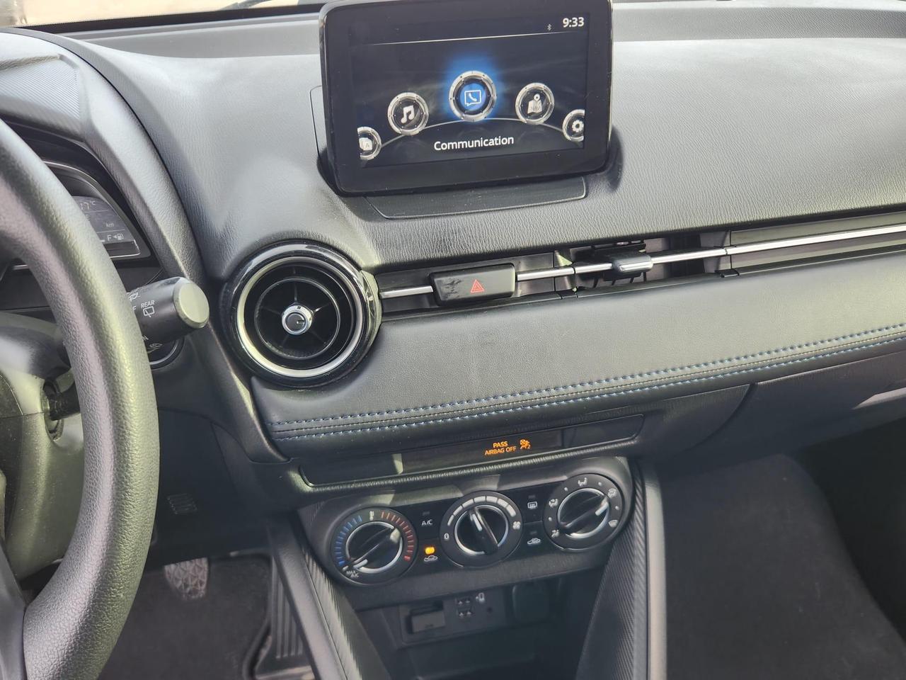 2020 Toyota Yaris Base 5dr Hatchback Photo