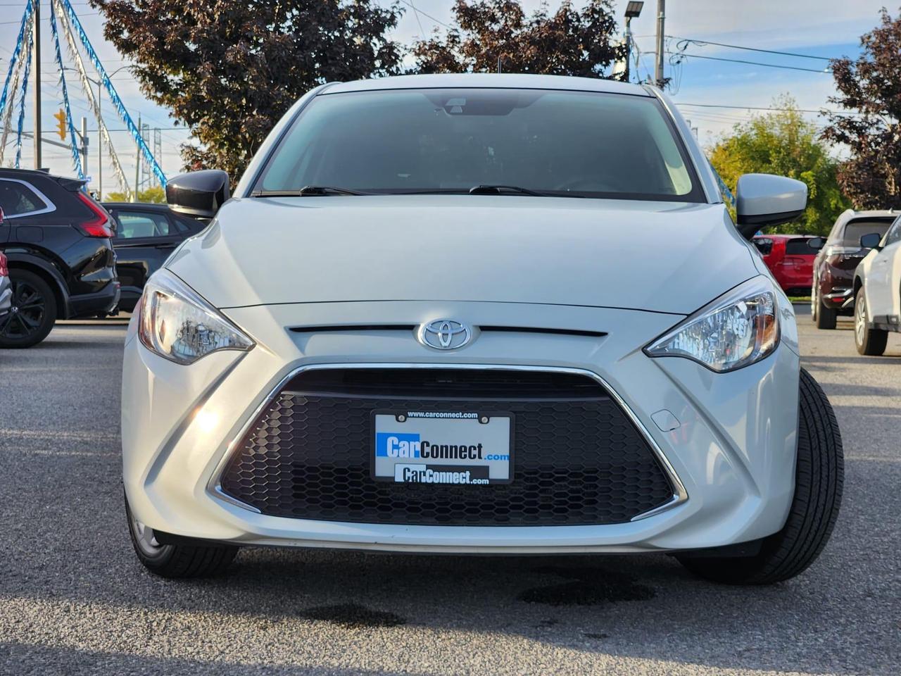 2020 Toyota Yaris Base 5dr Hatchback Photo