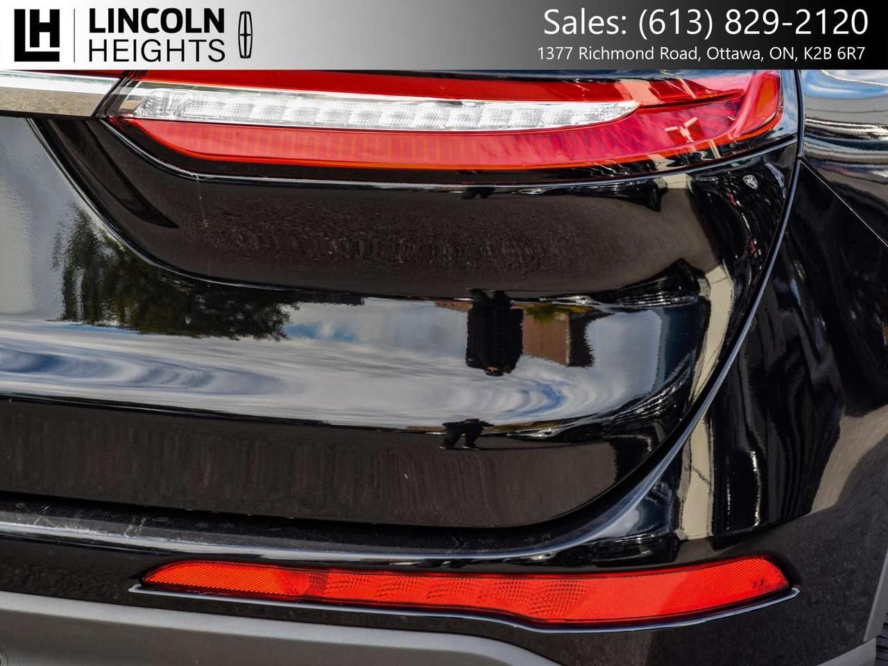 2023 Lincoln Corsair Standard Photo