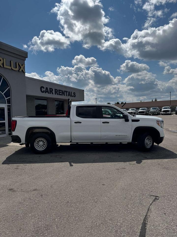 2019 GMC Sierra 1500 4WD Crew Cab 157 6'6 Box Photo