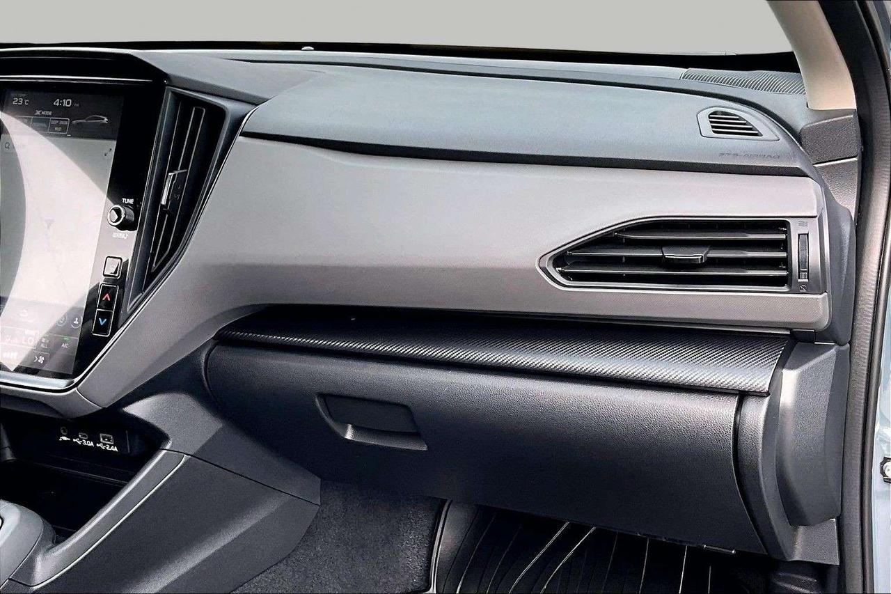 2025 Subaru Crosstrek Limited   AWD   Remote Start   Leather   Sunroof Photo