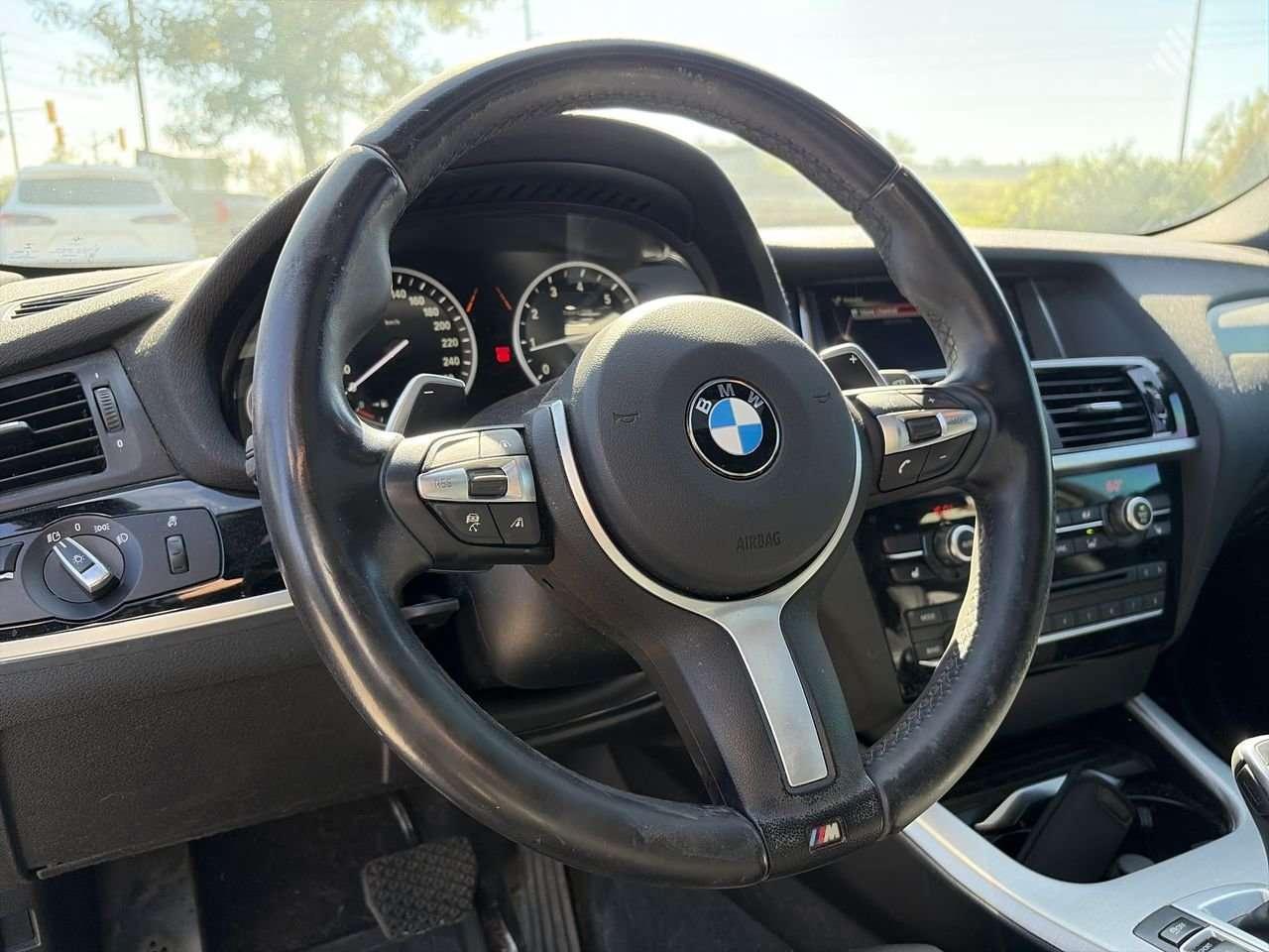 2016 BMW X4 M40i FINANCED PRICE ADVERTISED   SUNROOF   HEAT SEATS   BLINDSPOT MONITOR   BLUETOOTH CONNECTION Photo