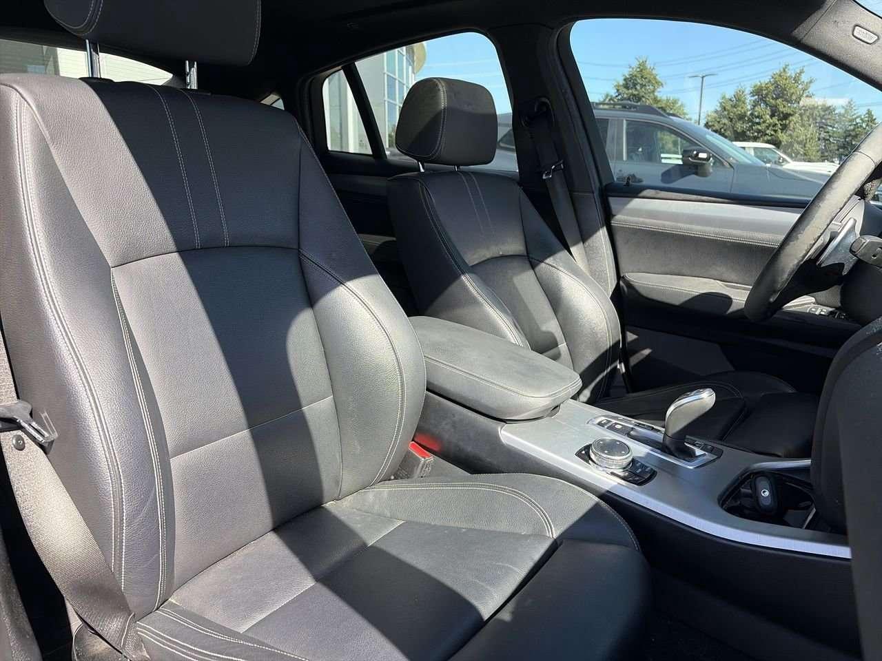 2016 BMW X4 M40i FINANCED PRICE ADVERTISED   SUNROOF   HEAT SEATS   BLINDSPOT MONITOR   BLUETOOTH CONNECTION Photo