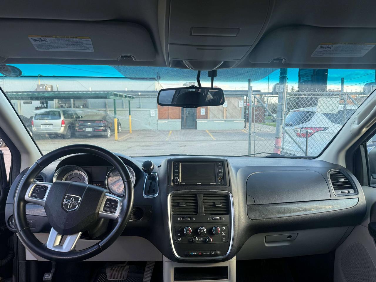 2014 Dodge Grand Caravan *** 3 YEAR WARRANTY INCLUDED *** Photo