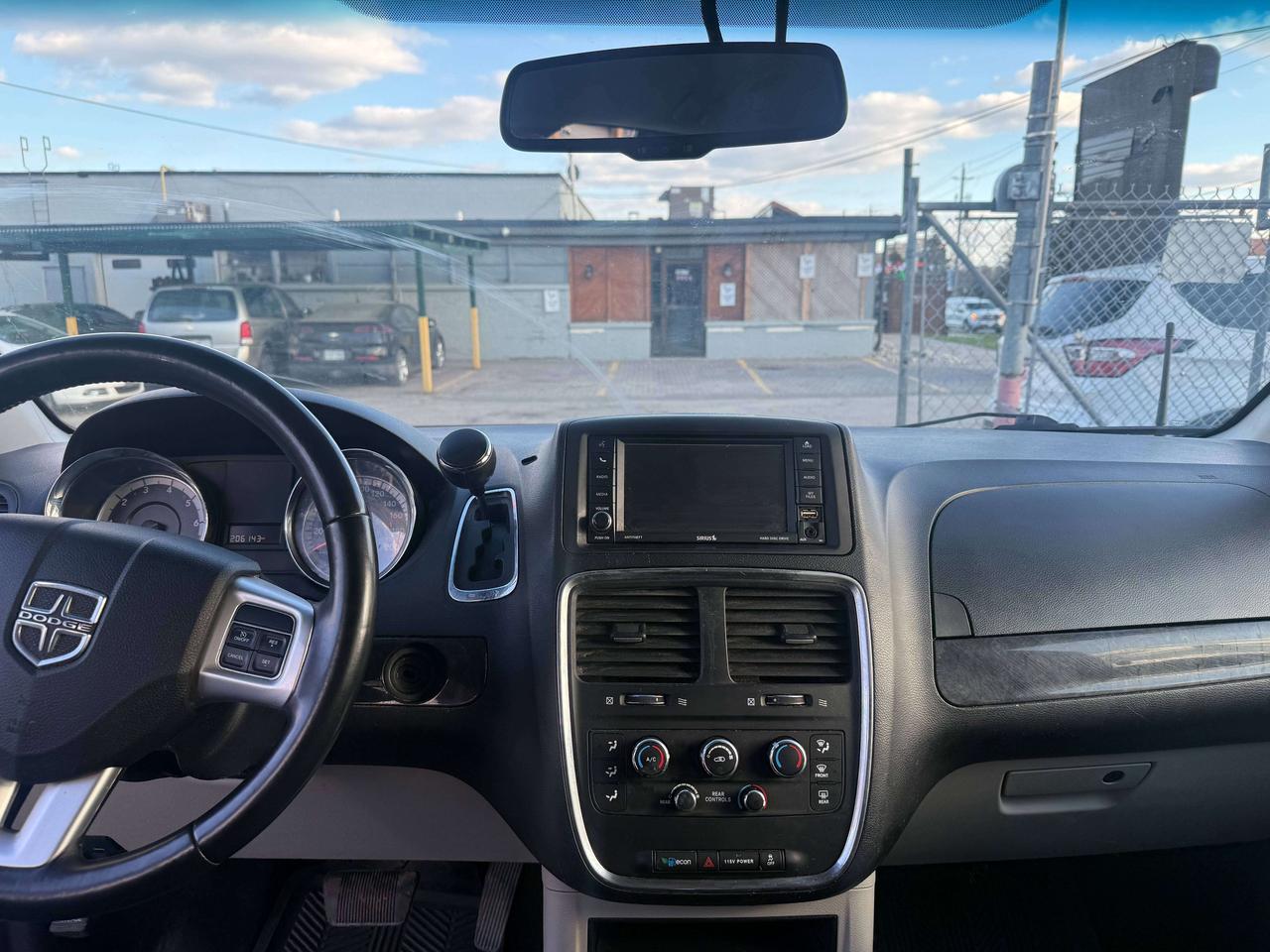 2014 Dodge Grand Caravan *** 3 YEAR WARRANTY INCLUDED *** Photo
