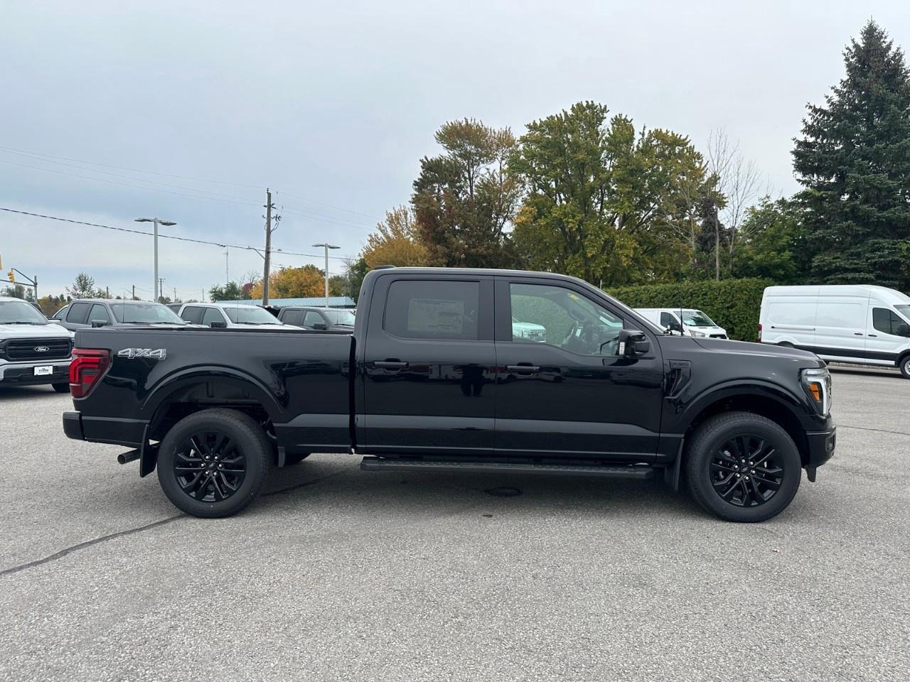 2026 Ford F-150  Photo3