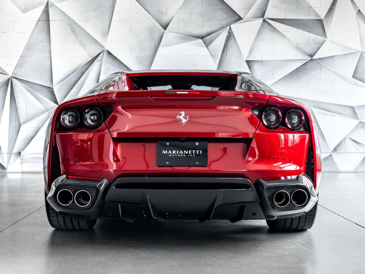 2021 Ferrari 812 GTS Photo