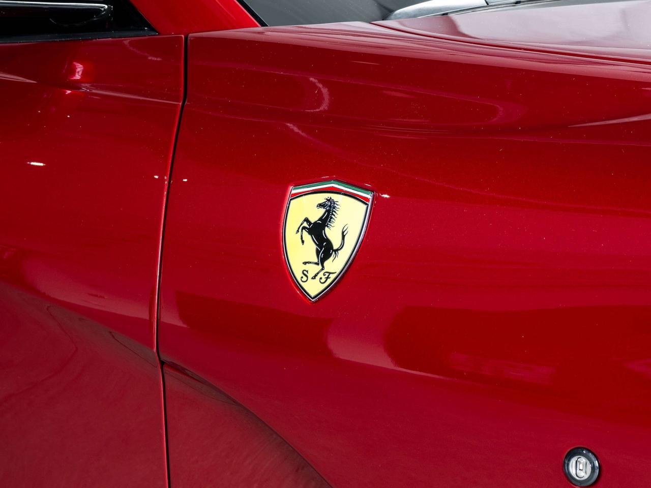 2021 Ferrari 812 GTS Photo