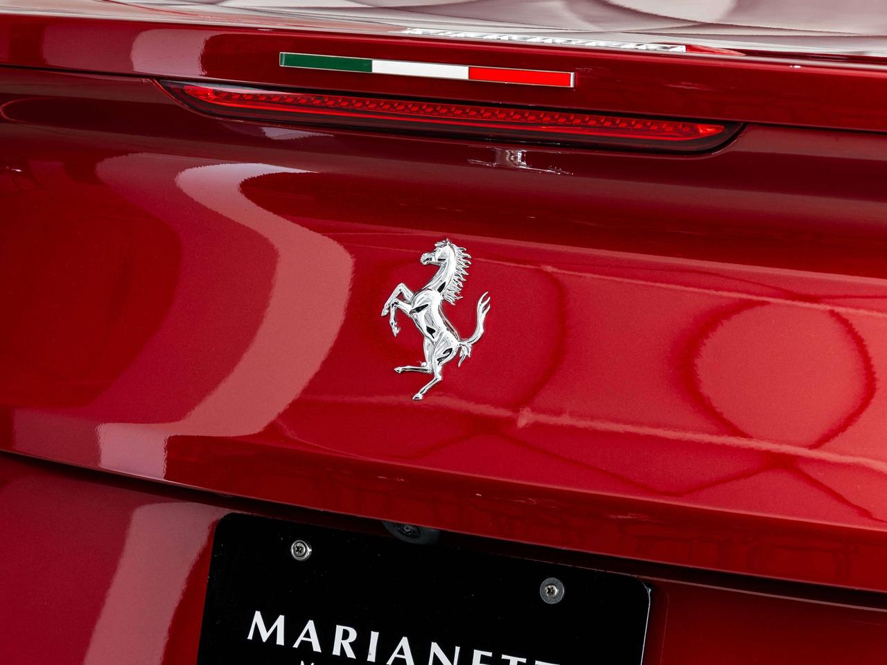 2021 Ferrari 812 GTS Photo