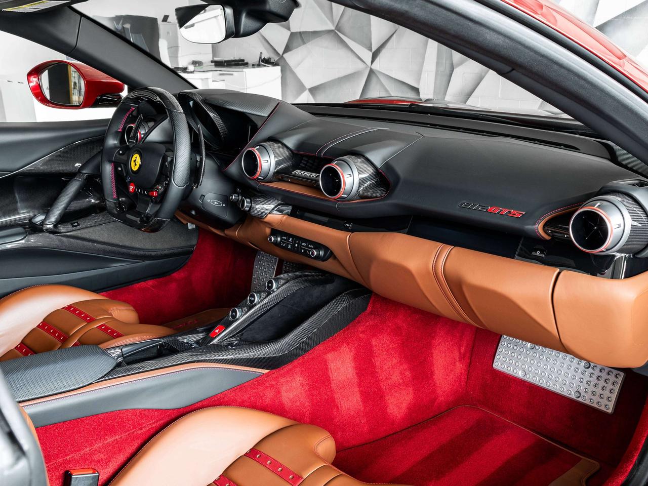 2021 Ferrari 812 GTS Photo