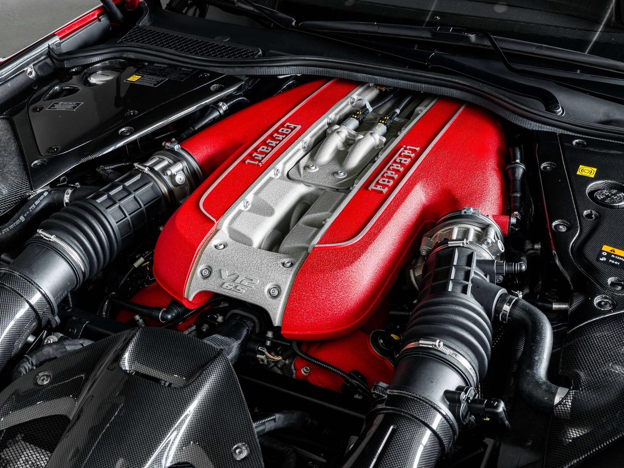 2021 Ferrari 812 GTS Photo