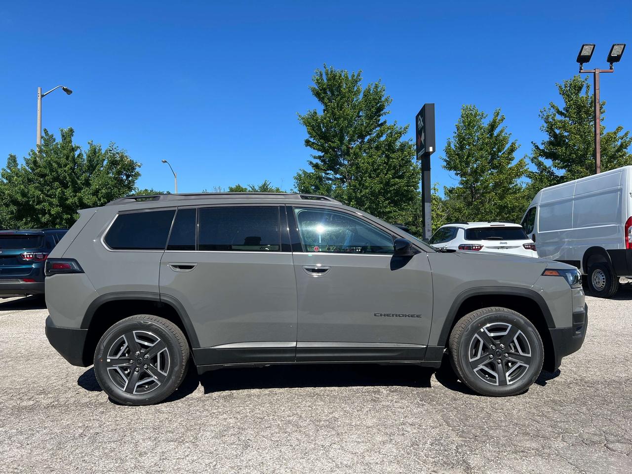 2026 Jeep Cherokee Laredo 4x4 w/Spare Tire Photo