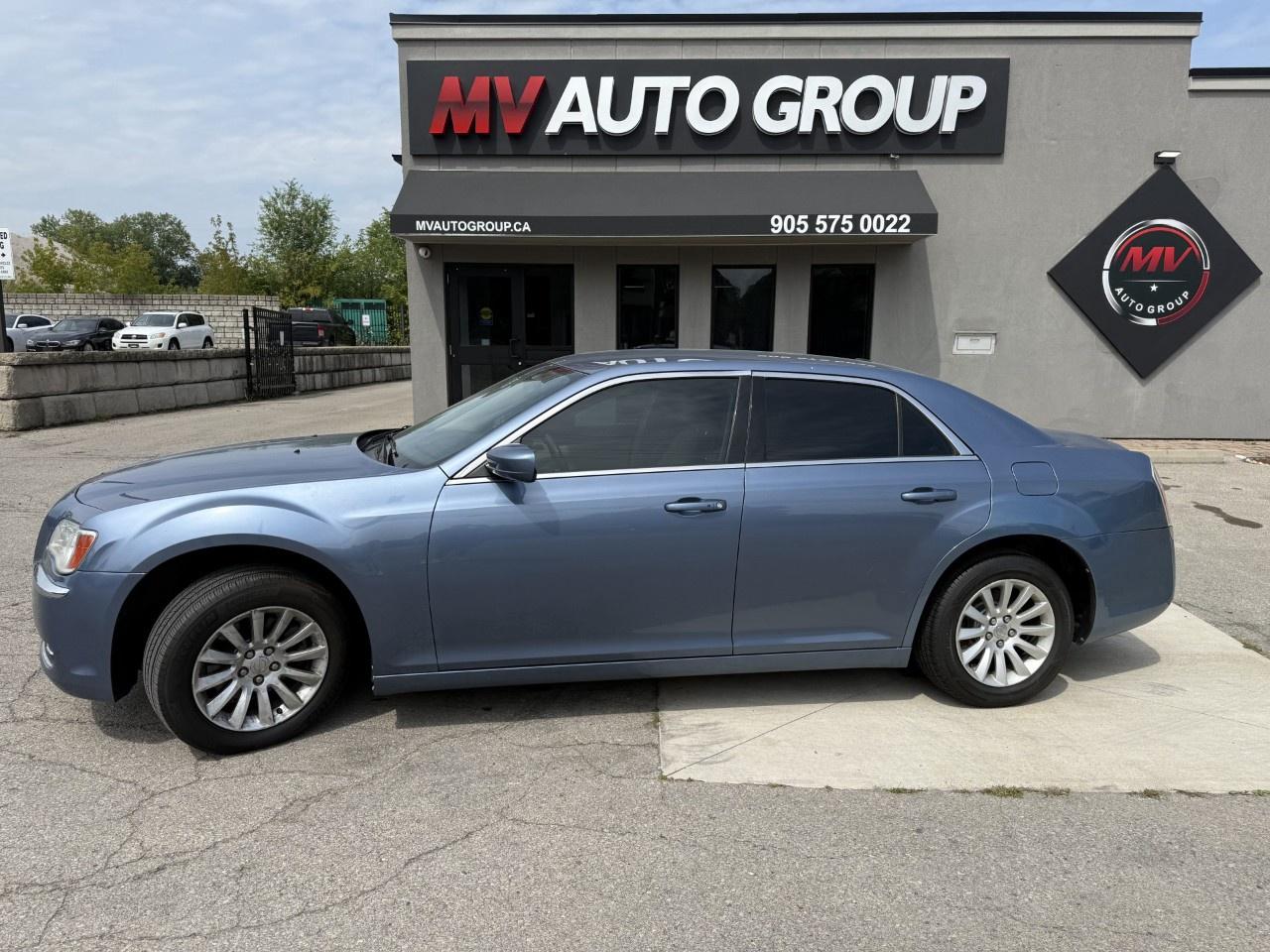 2011 Chrysler 300 4dr Sdn Touring RWD Photo