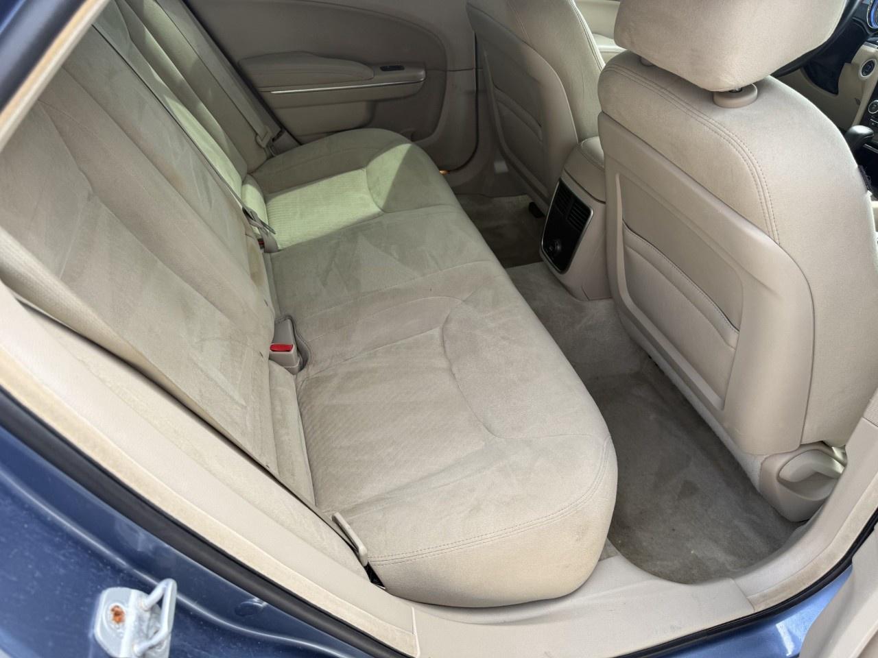 2011 Chrysler 300 4dr Sdn Touring RWD Photo
