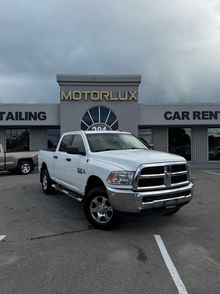 2017 RAM 2500 4WD Crew Cab 149 SLT Photo5