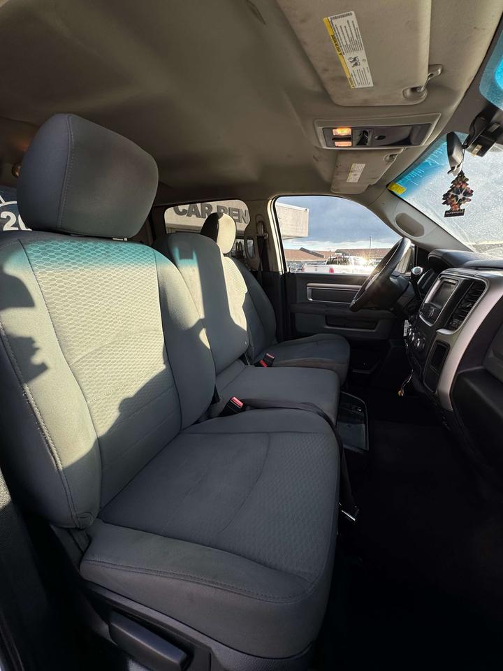 2017 RAM 2500 4WD Crew Cab 149 SLT Photo