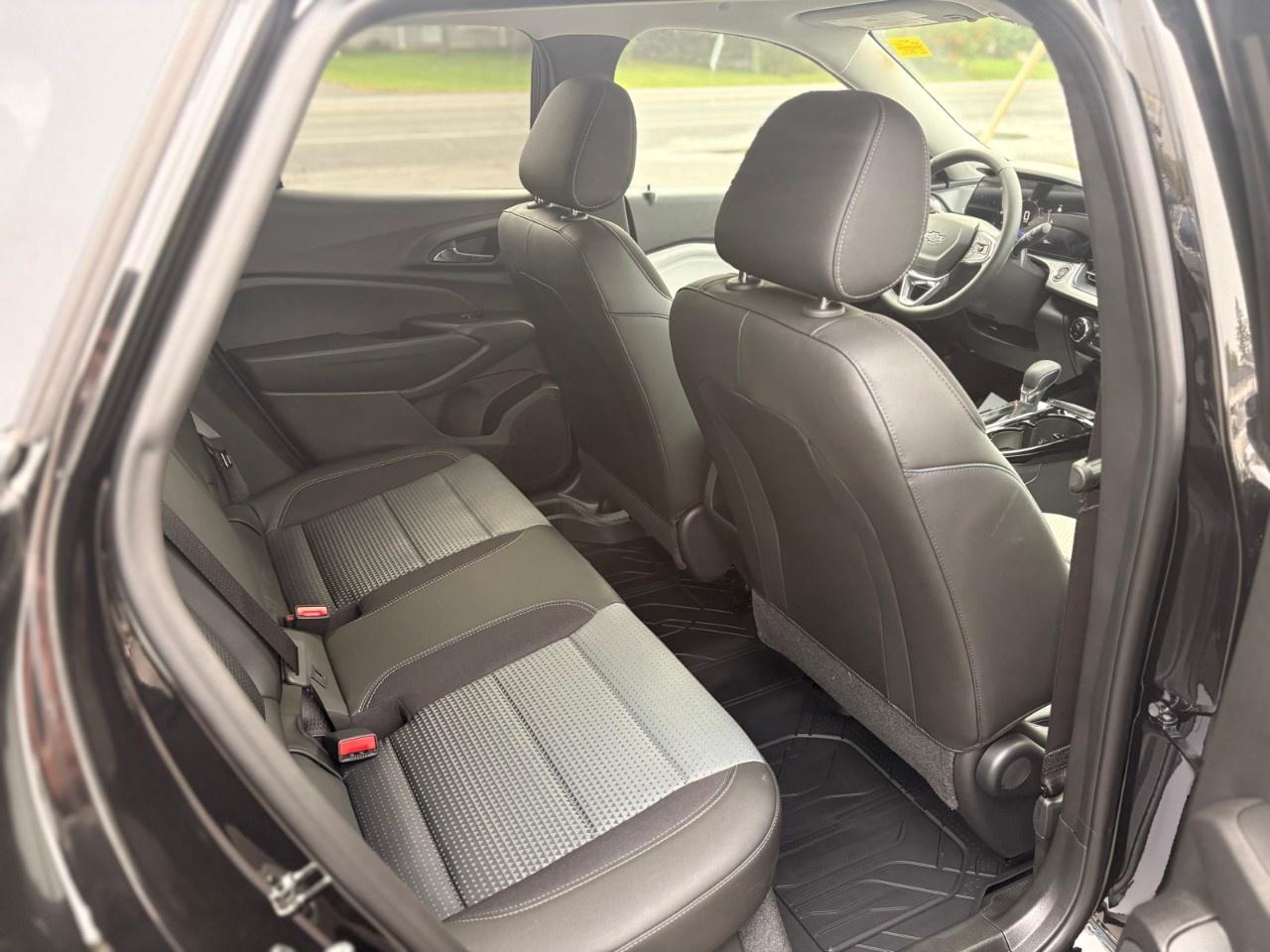 2026 Chevrolet Trax Fwd 4dr Lt Photo