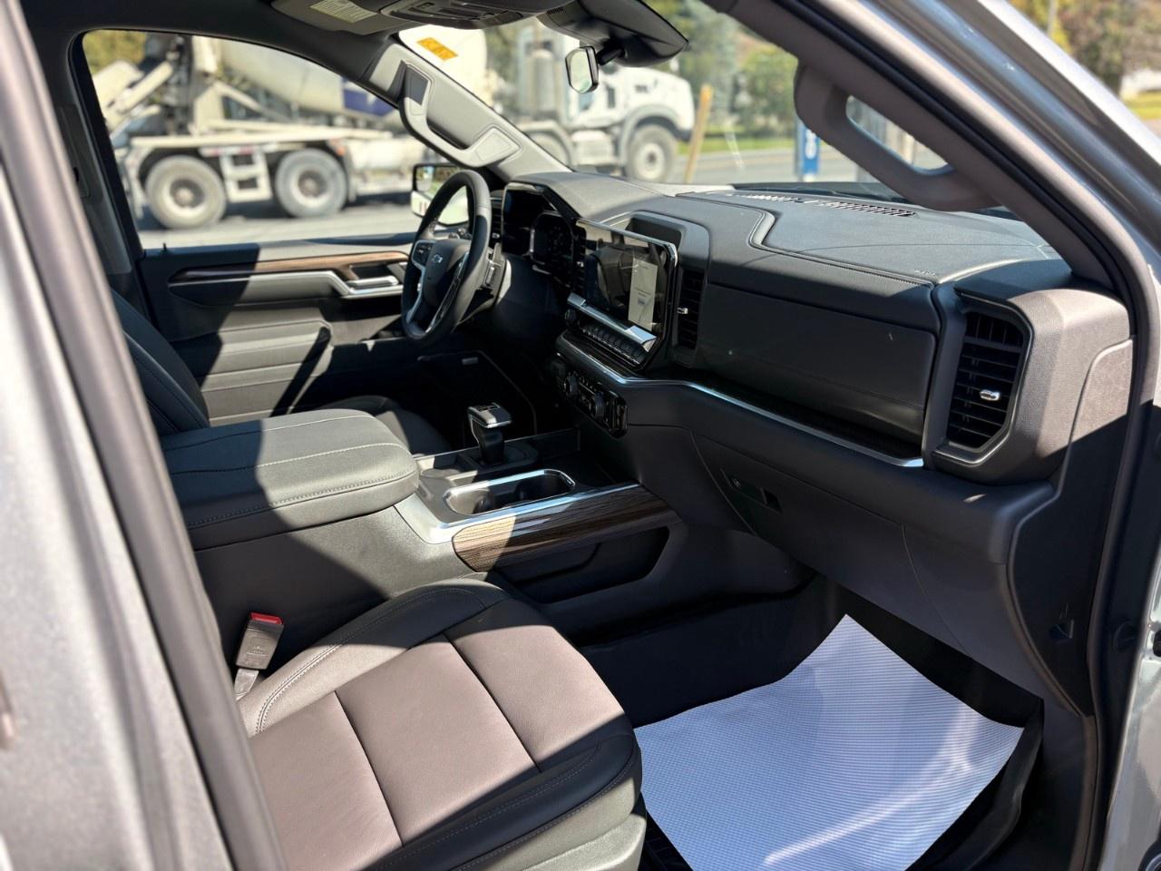 2026 Chevrolet Silverado 1500 Crew Cab Standard Box 4-Wheel Drive RST Photo