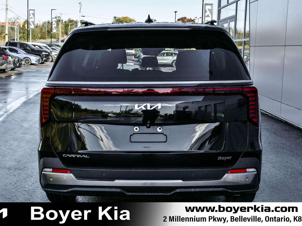 2025 Kia Carnival EX+ FWD Photo