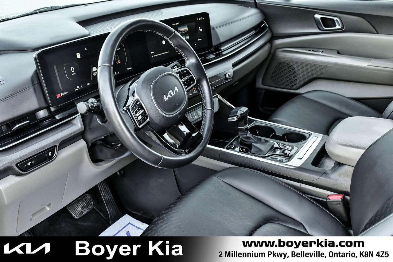 2025 Kia Carnival EX+ FWD Photo