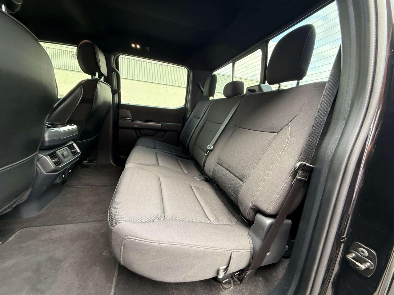 2024 Ford F-150 XLT   4WD   SUPERCREW 5.5' BOX   NO ACCIDENT Photo