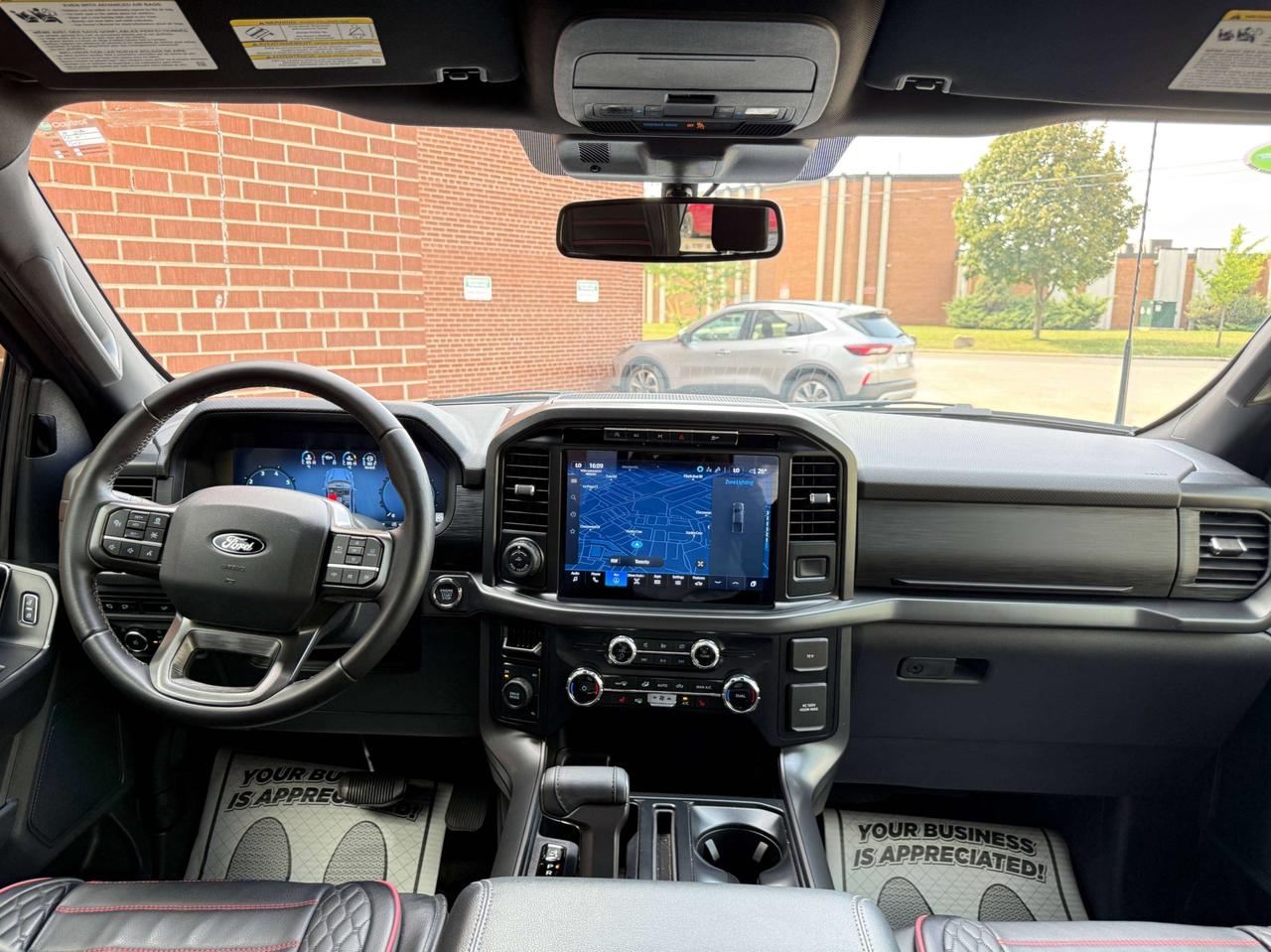 2024 Ford F-150 XLT   4WD   SUPERCREW 5.5' BOX   NO ACCIDENT Photo