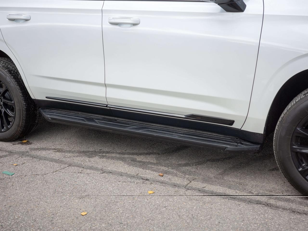 2023 Cadillac Escalade 4WD Sport - Aerial View Display   Seat Memory Photo