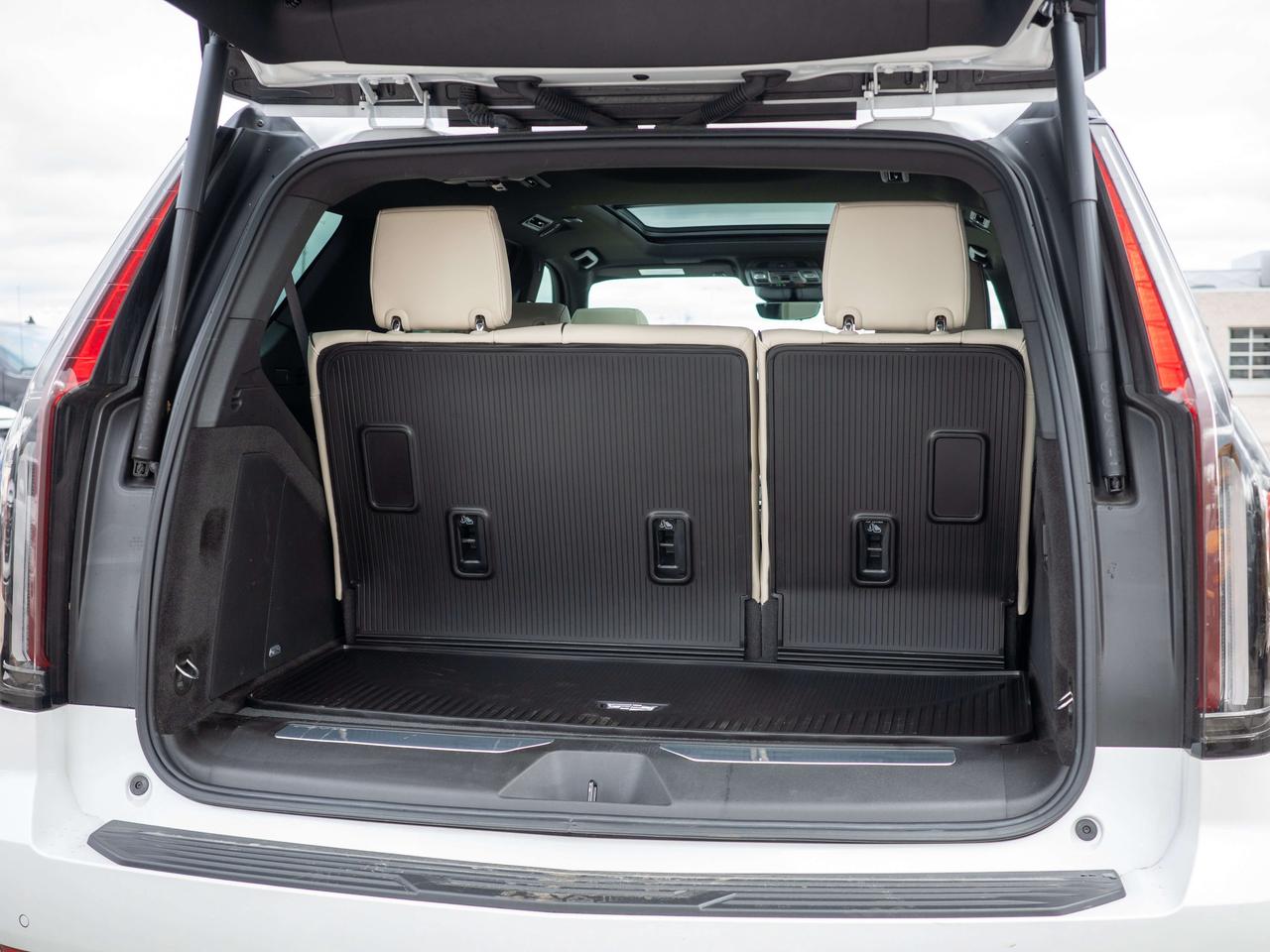 2023 Cadillac Escalade 4WD Sport - Aerial View Display   Seat Memory Photo