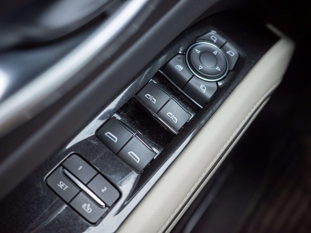 2023 Cadillac Escalade 4WD Sport - Aerial View Display   Seat Memory Photo