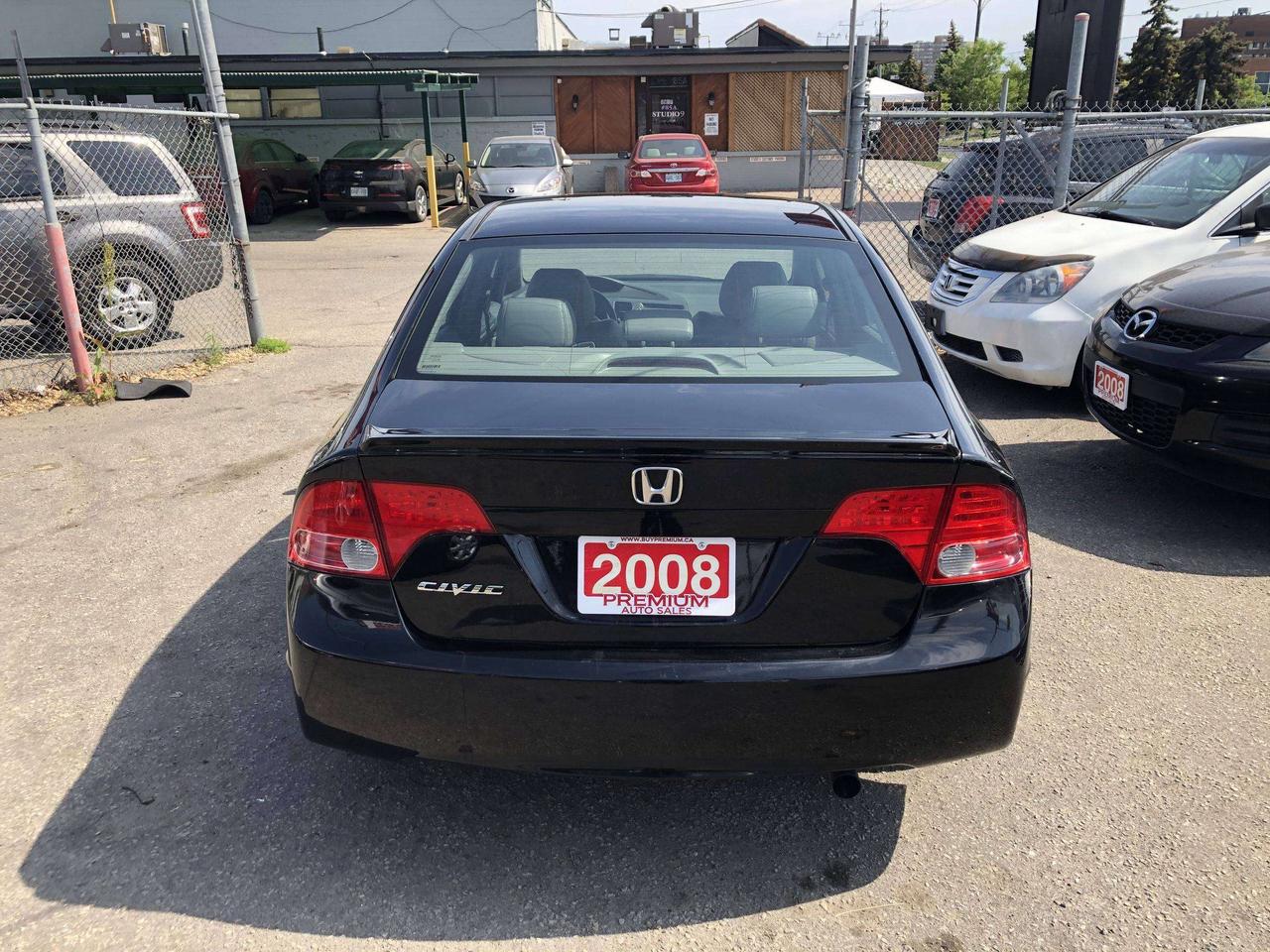 2008 Honda Civic *** 3 YEAR WARRANTY INCLUDED *** Photo3