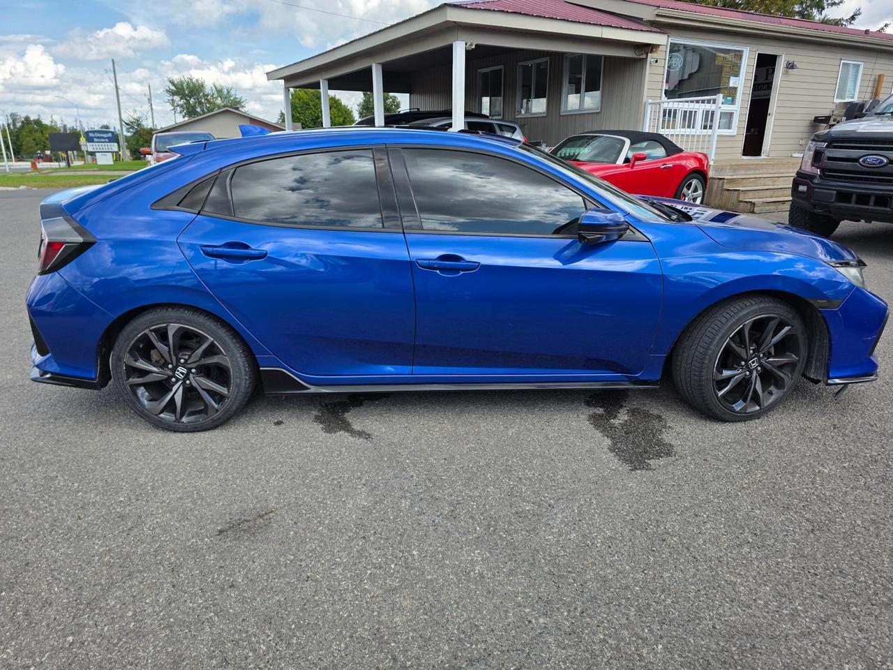 2017 Honda Civic Sport (M6) 4dr Hatchback Photo