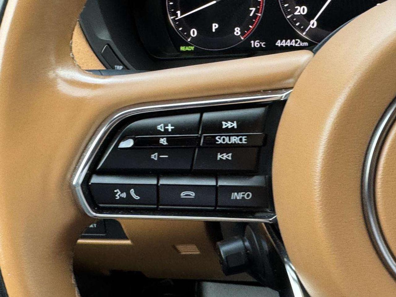 2024 Mazda CX-90 MHEV SIGNATURE/ 2.99% RATE/ ONLY 44K/ CARFAX CLEAN/ CPO Photo