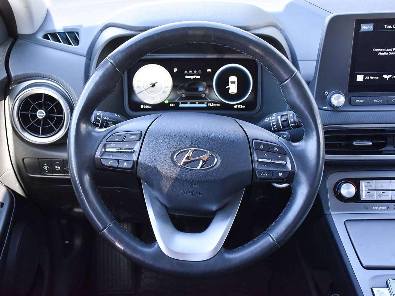 2022 Hyundai KONA Preferred Photo