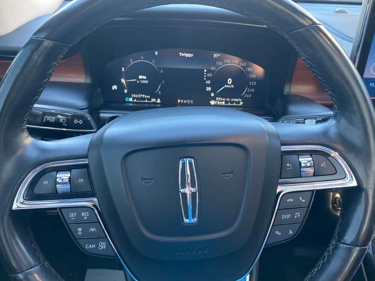 2021 Lincoln Nautilus Reserve AWD Photo