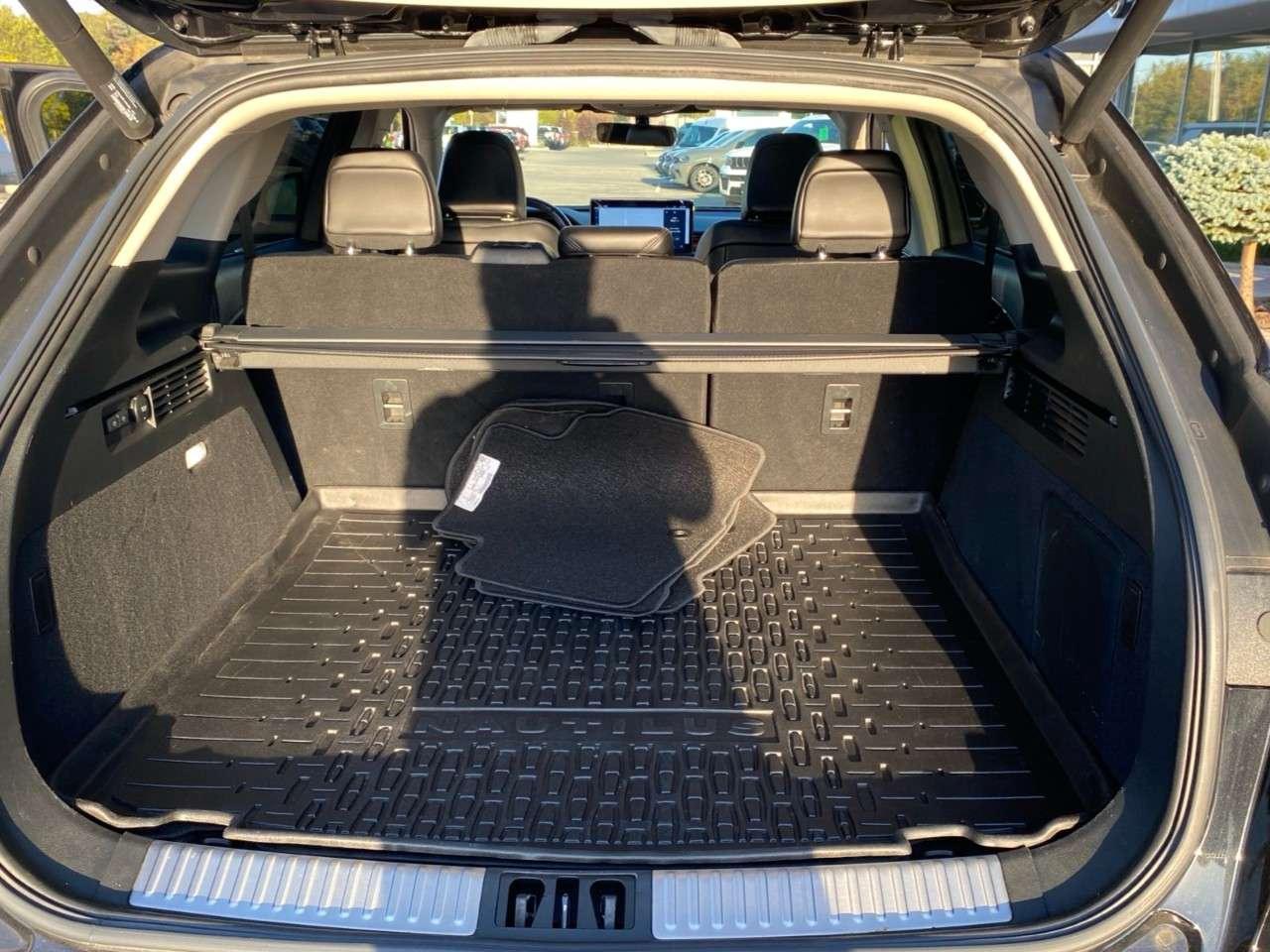 2021 Lincoln Nautilus Reserve AWD Photo