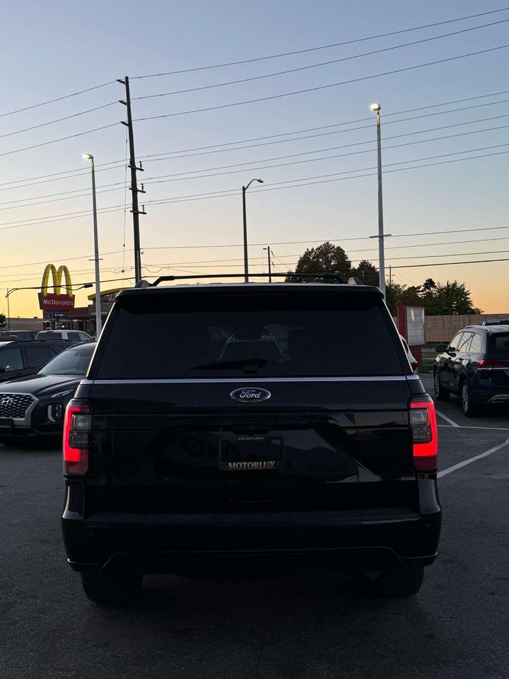 2019 Ford Expedition Limited 4X4 Photo