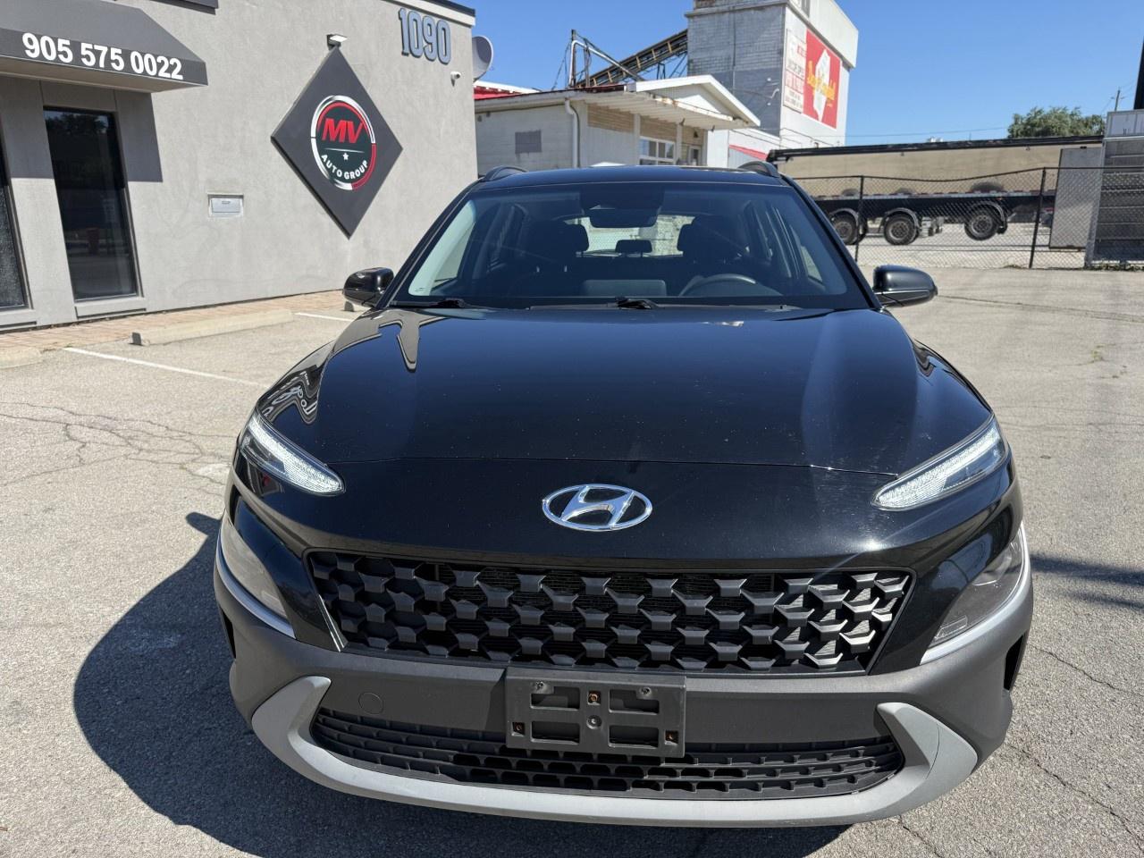 2022 Hyundai KONA 2.0L Essential FWD Photo
