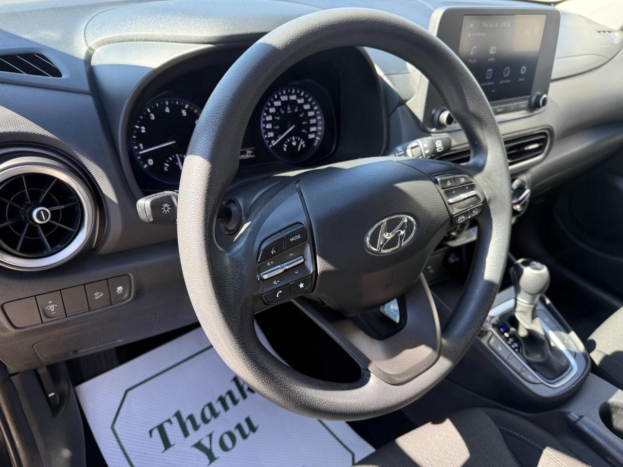 2022 Hyundai KONA 2.0L Essential FWD Photo