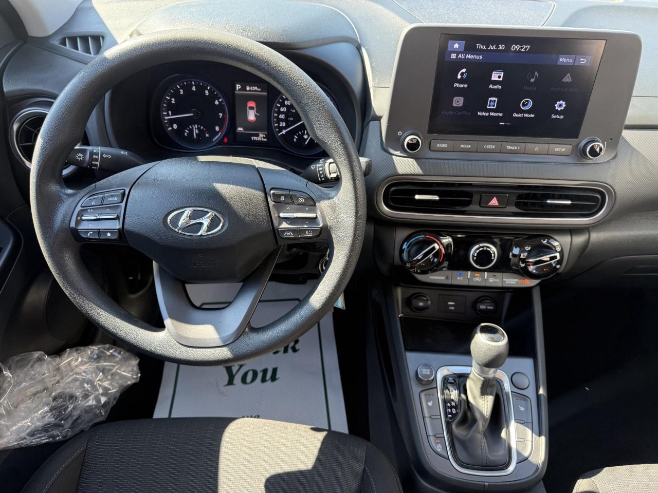 2022 Hyundai KONA 2.0L Essential FWD Photo