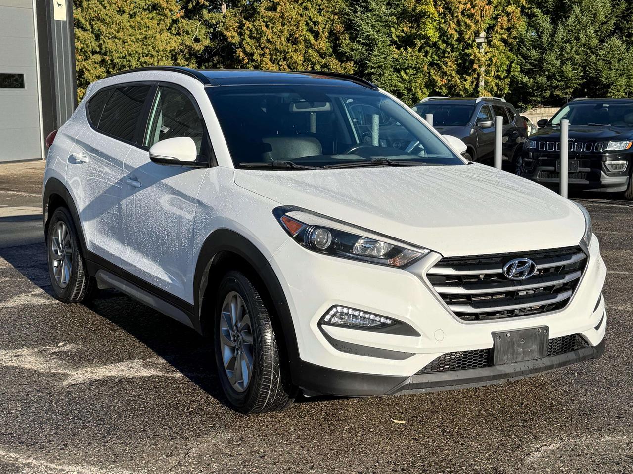 2018 Hyundai Tucson SE Photo2