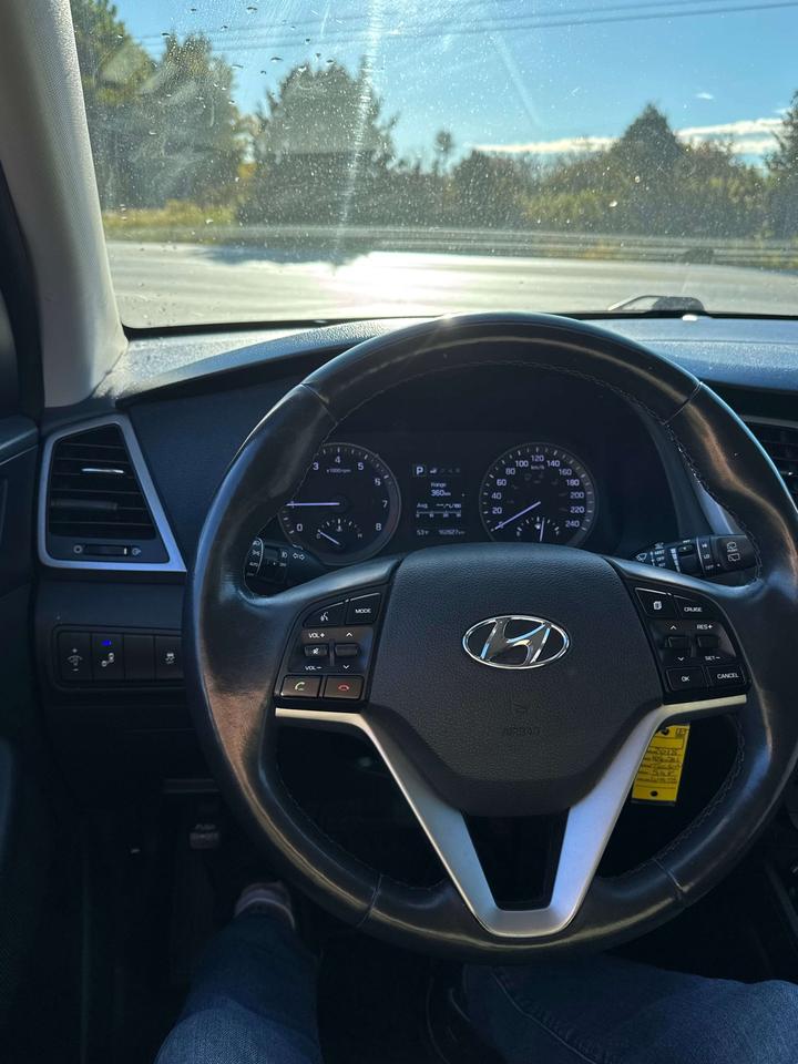 2018 Hyundai Tucson SE Photo