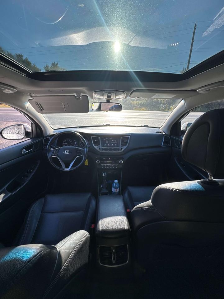 2018 Hyundai Tucson SE Photo