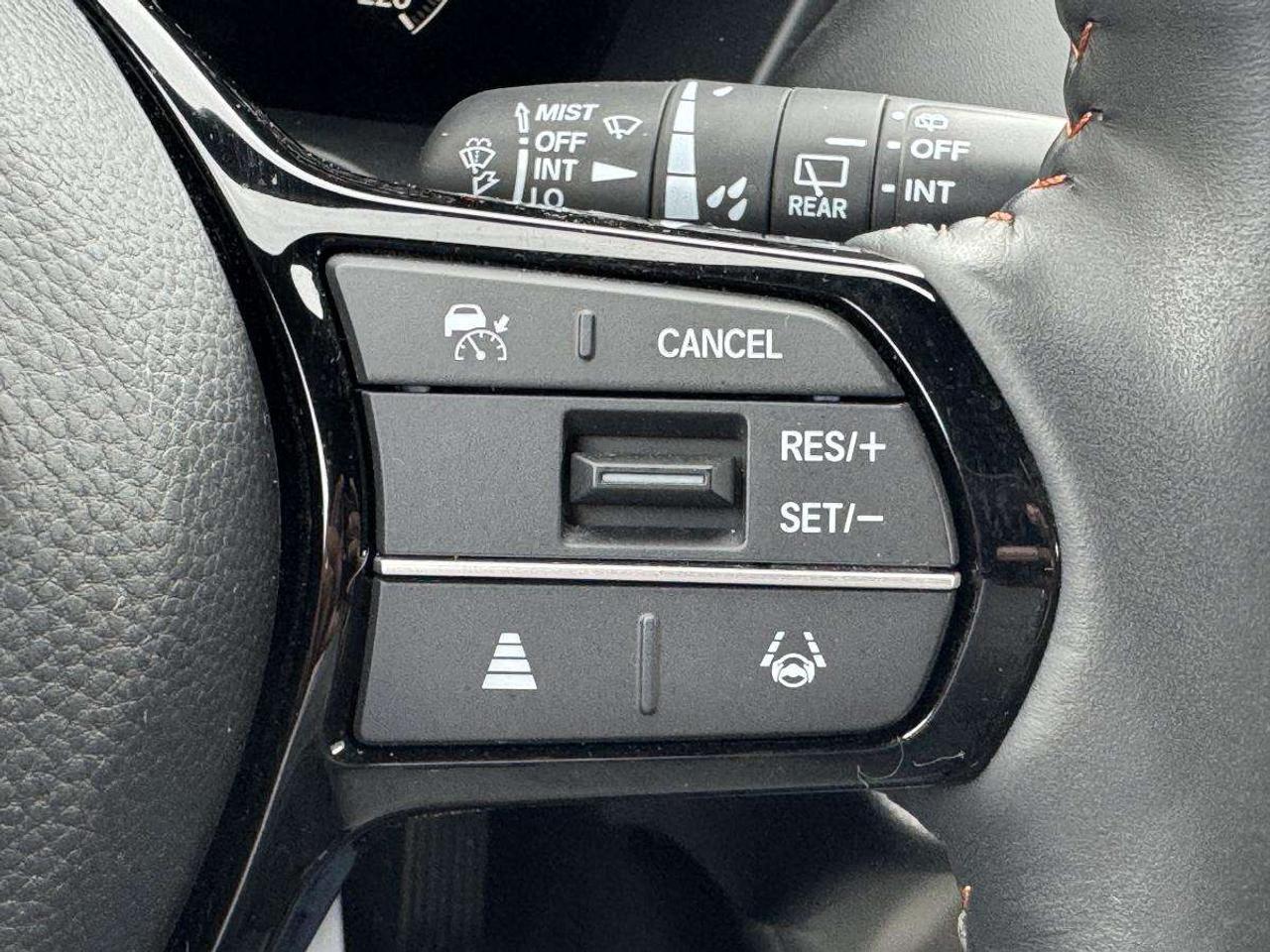 2024 Honda HR-V SPORT-B AWD/ HEATED SEATS/ SUNROOF/ ALLOYS/ MUST SEE Photo
