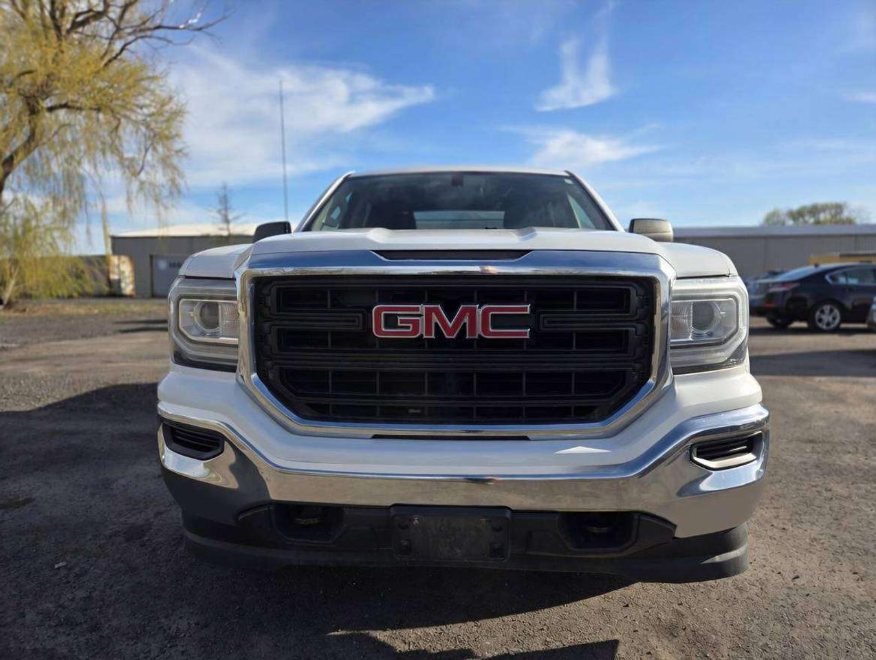 2017 GMC Sierra 1500 4WD Crew Cab 143.5 Photo