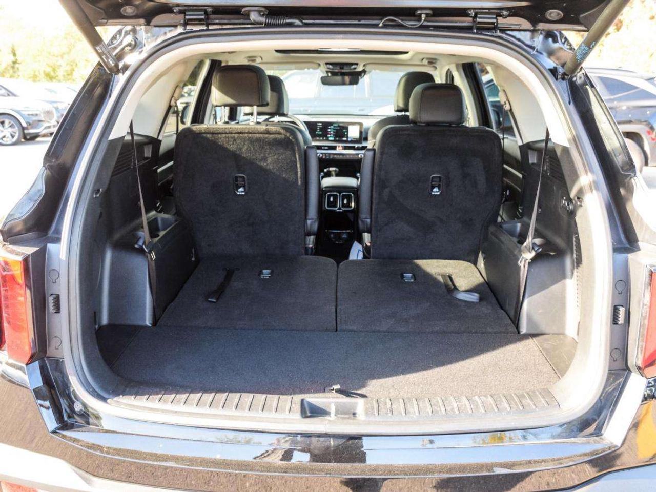 2025 Kia Sorento X-LINE   1owner, No Accidents, LOW KMS Photo