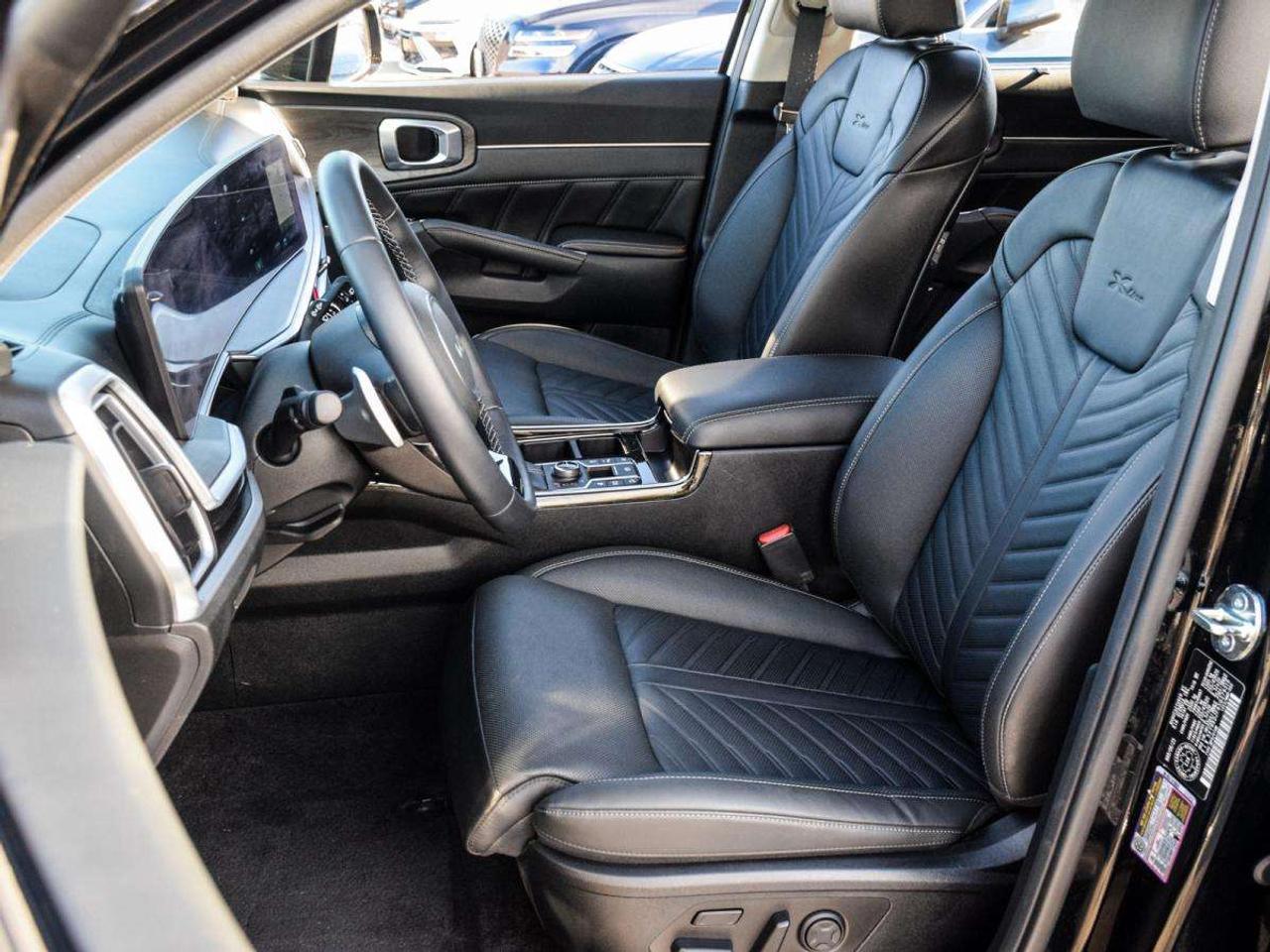 2025 Kia Sorento X-LINE   1owner, No Accidents, LOW KMS Photo