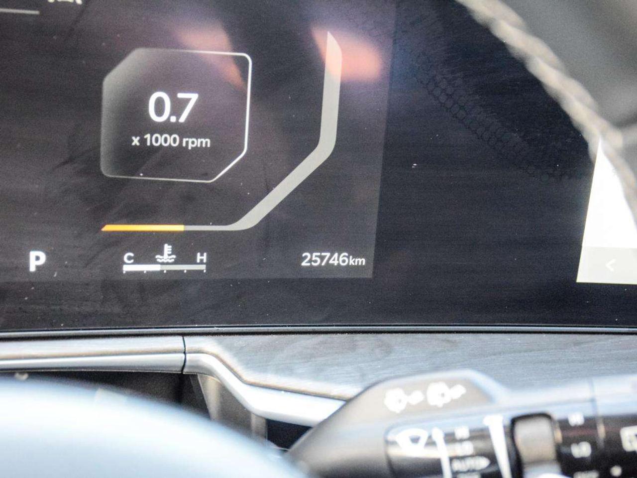 2025 Kia Sorento X-LINE   1owner, No Accidents, LOW KMS Photo